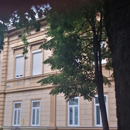 Napfeny Apartman Szeged Exterior photo